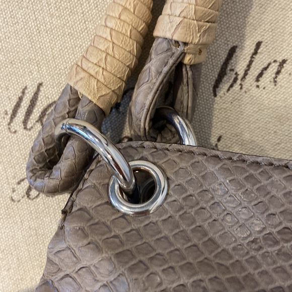 GUESS Snake Print Faux-Leather Purse - Picture 4 of 10